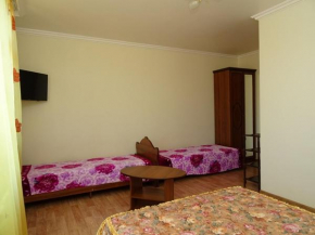 Guest House on Cvetochnaya 6